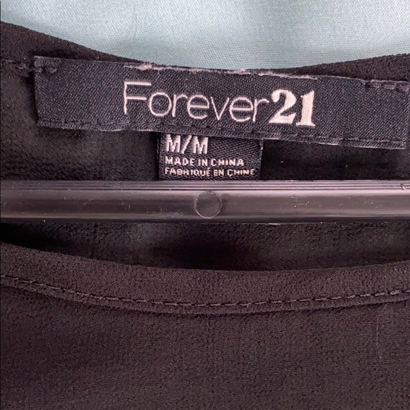 Forever 21 Ruffle Crop Top - Picture 2 of 2